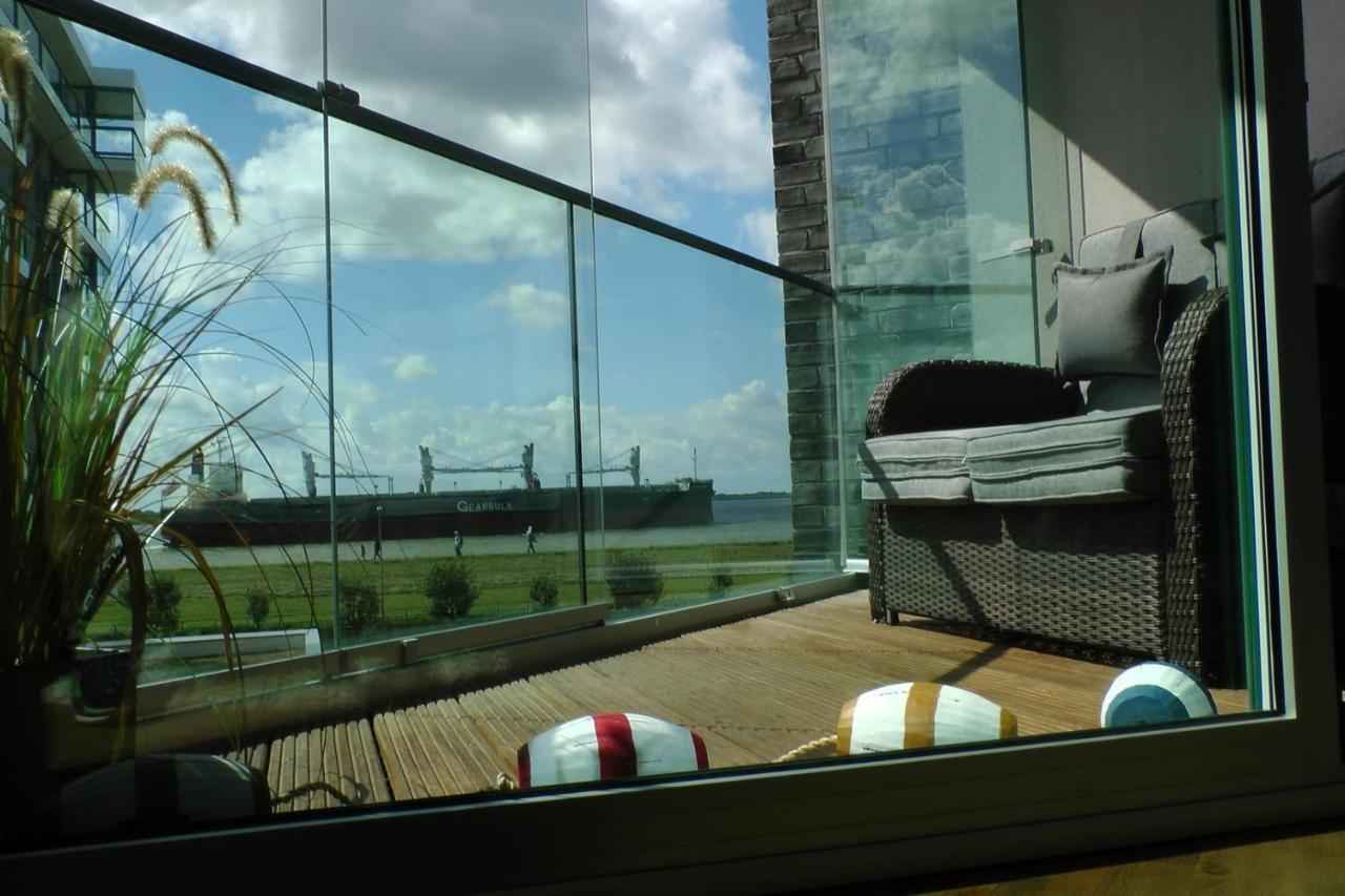 Newport Weser, Newport Marina Bremerhaven Buitenkant foto